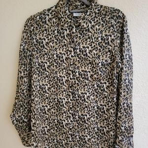 5 EQUIPMENT SHIRTS. NEW (2 with tag on)